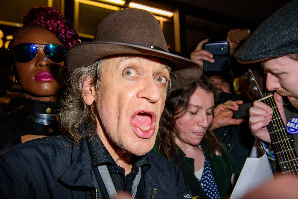 Udo Lindenberg without his trademark sunglasses…and now we know why he allows keeps them on.