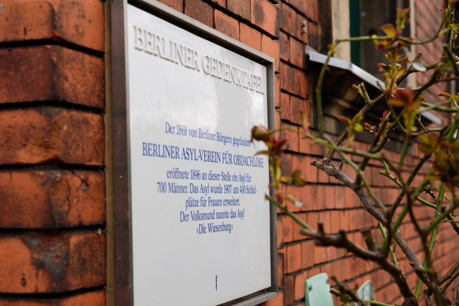 Memorial Plaque from the City of Berlin commemortating the Berliner Asyl Verein.